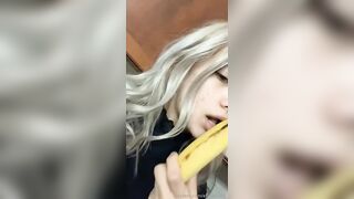 Alyssa Scott Onlyfans Banana Sucking and Boobies Squeezing Video