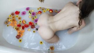 Abby Opel Bathtub Nude Twerk Video Leaked
