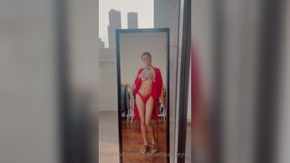Poonampandeytv Indian Teen With Perfect Figure Teasing Infront Of Mirror OnlyFans Video