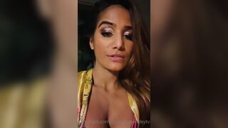Poonam Pandey Asian Wife With huge Boobs Make People Horny OnlyFans Video