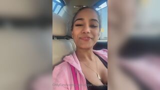 Poonam Pandey Talking to Her Fans While in Car Onlyfans Video