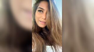 Poonam Pandey Slut Teasing Backseat Of A Taxi OnlyFans Video