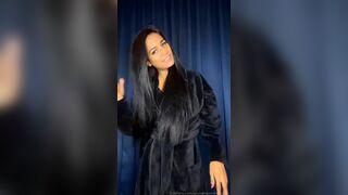 Poonam Pandey Big Tity Babe Chatting WIth Her Fans While Wearing  Nightdress Onlyfans Video