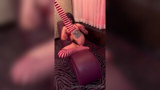 Bar6ie6 Aka Barbiethreesix Slutty Circus Joker Babe Playing With Nude Nipples And Spreading Fat Booty Onlyfans Video