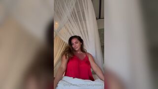 Daisydoox Massive Tity Milf Getting Naked on Bed Onlyfans Video
