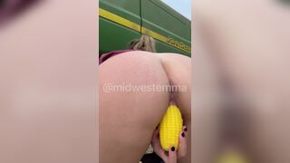 Emma Claire Aka Midwestemma Fucking A Huge Corn Deep Inside Her Nude Pussy Outdoor Onlyfans Video