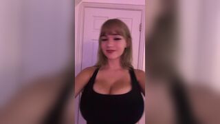 Big Titty Beauty Showing Her Sexy Figure While Doing Tiktok Video