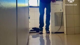 Larissa Hotwife fucking with the technician who repaired his washing machine