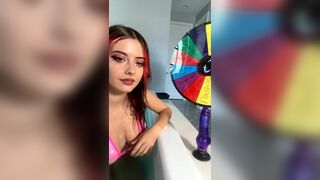 Sexy Girl Teasing In A Bathtub While Gets Naked Video