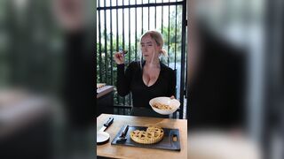 Wettmelons Amazing Blonde WIth Huge Tits Making Food Video