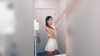 Korean Cutie Sexy Dance Video