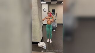 Madiiitay Lusty Girl Boob Drop at the Gym Onlyfans Video