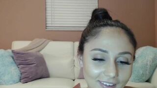Ariana Marie Petite Beauty Love to Showing Off Her Perfect Tits in Live Video