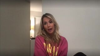 Kiki passo Blonde Beauty Talking to Her Fans Leaked Live Stream Video