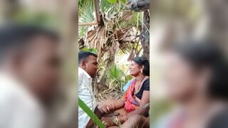 The brother-in-law picked up the countryman’s sister-in-law in the lap and put a tremendous English shot!
 Indian Video