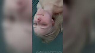 Thekylieshay Gets Her Wet Pussy Fucked While Rubbing Clit And Takes Cum On Tummy Onlyfans Video