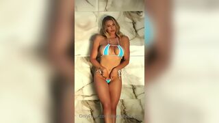 Awesomeantjay Teasing Her Sexy Figure Wearing Mini Bikini Onlyfans Video