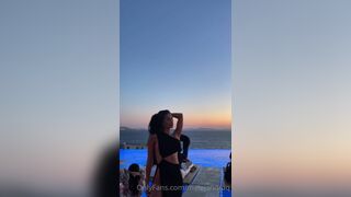 Malejandraq Exposed Herself Wearing Sexy Dress On The Beach Onlyfans Video