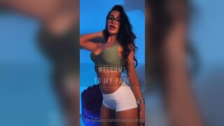 Malejandraq Exposed her Curvy Figure While Doing Tiktok Onlyfans Video
