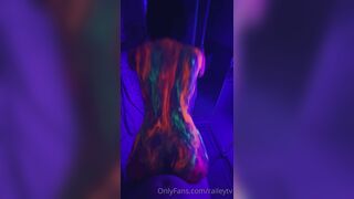 RaileyTV Teases Huge Booty While Gapping Dildo In Pussy Before Fucked By A Real Cock Onlyfans Video
