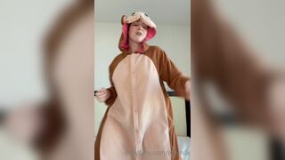 OnlyIsla Funny Dance And Shows Big Boobs Cosplay Onlyfans Video