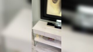 Francety Teasing Tits Infront Of Delivery Guy Onlyfans Video