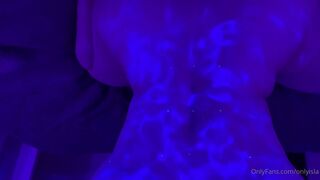 Onlyisla Showing Her Tits and Butt Cheeks in Disco Light Onlyfans Video