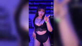 Andyytok Nipples Slips While Doing Tiktok Dance Video