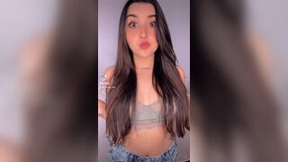 Andyytok Takes Off Her Top and Shows Nipples in Tiktok Video
