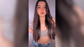 Andyytok Takes Off Her Top and Shows Nipples in Tiktok Video