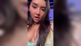 Andyytok Plays With Her Hard Nipple To Tease Her Fans Video
