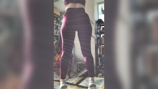 Onlyisla Jump Squatting Wearing Tight Jean OnlyFans Video