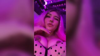 Andyytok Shows Her Horny Nipples And Teasing Video