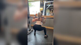 MFCCamModel Squatting In The Gym Wearing Tight Jean Onlyfans Video
