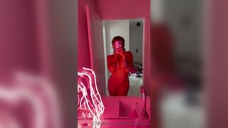 KarlyeTaylor Teasing Her Fans Infront Of Mirror Onlyfans Video