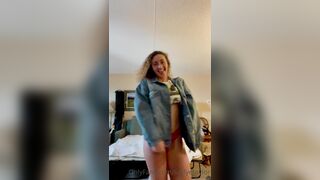 KarlyeTaylor Shaking her Soft Booty While Dancing on Cam Onlyfans Video