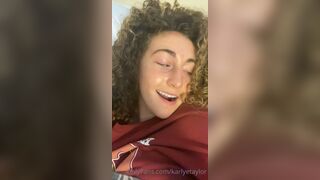 KarlyeTaylor Doing Hot Facial Impressions in Live Onlyfans Video