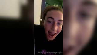 KarlyeTaylor Playing with her Flexible Tongue in Live Onlyfans Asmr Video