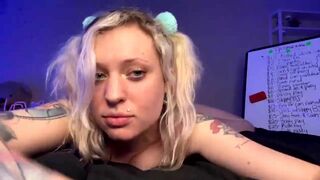 AriLove Rubbing Her Pussy With Fingers and Then Using Vibrator While It Gets Wet Video