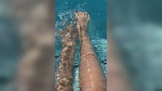 Stella Barey Shows Her Thick Thighs And Teasing While Wearing Bikini Onlyfans Video