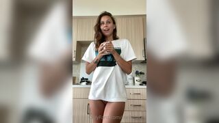 Stella Barey Slim Hot babe Revealing her Hot Boobs and Pussy In Kitchen Onlyfans Video