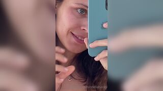 Stella Barey Showing her Hot Pussy On Cam Closeup Onlyfans Video