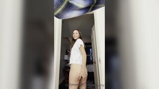 Stella Barey Let a Guy Fill Her Asshole with a Buttplug Short Onlyfans Video