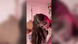Faithcox Aka Faithcakee Blowing Her Boyfriend's Thick Cock To The Throat Fansly Leaked Video