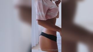 Abby Dowse Squeezes Her Nipple While Showing Her Sexy Figure Onlyfans Video