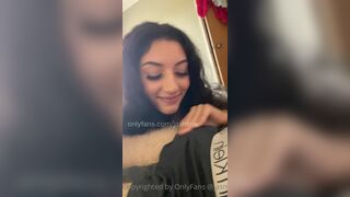 Jasminx Making Her Bf Horny By Playing With His Dick While He Is Playing Game Onlyfans Video
