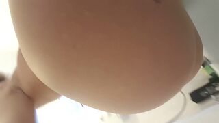 Naughty Girl Shows her Massive Butt on Cam Video