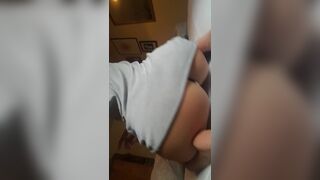 Amazing Babe Twerking Her Massive Booty Video