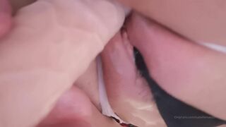 Isabellemae20 Rubbing and Slapping Her Pussy with a Dildo Onlyfans Video