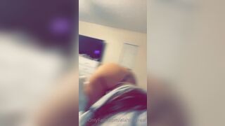 Alahna Ly Bends Over and Twerking Her Ass Onlyfans Video